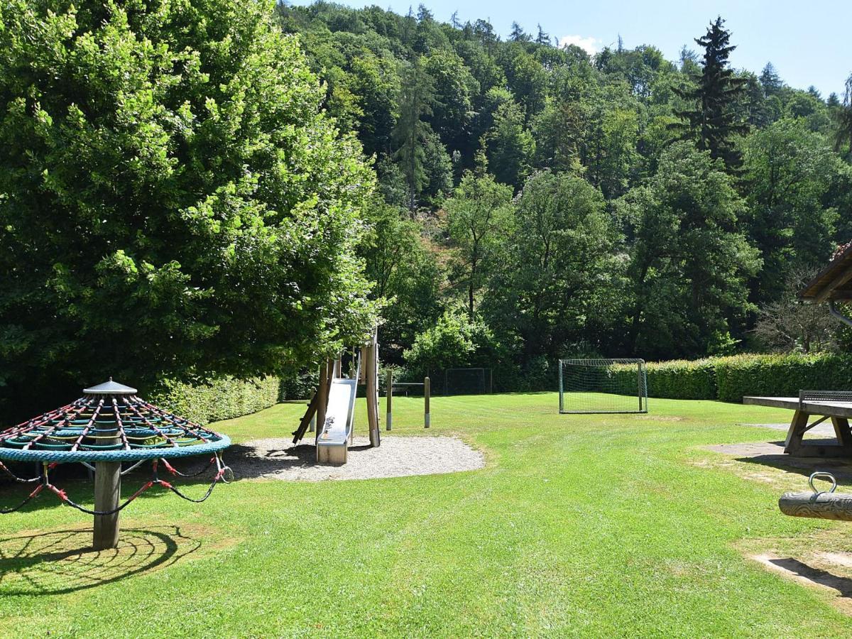 Charming Apartment With Private Terrace Bad Wildungen Eksteriør billede